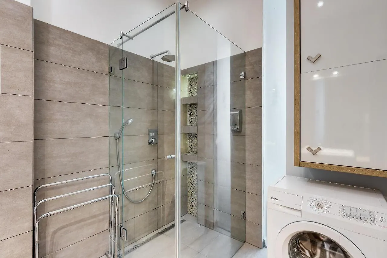 Spacious & Stylish Apartment In Downtown Budapest 0*,