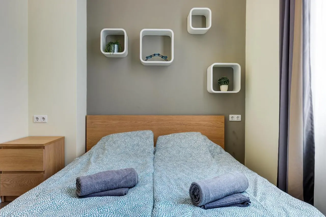Spacious & Stylish Apartment In Downtown Budapest